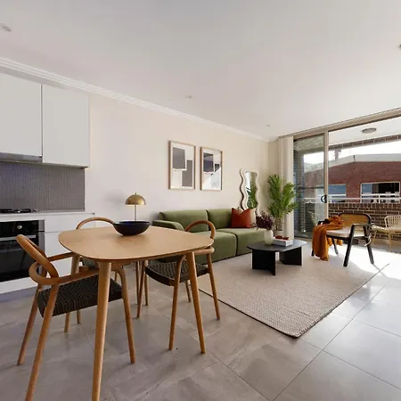 Kahlo Alexandria - Stylish 2 Bdrm Walk To Train Apartment Sydney Exterior photo