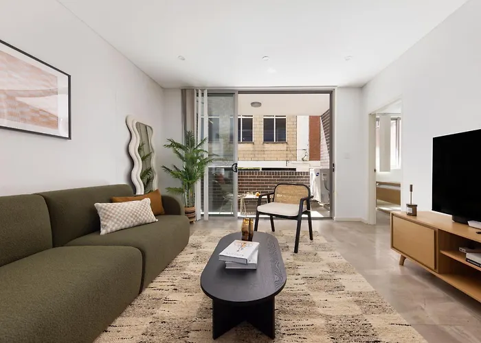 Kahlo Alexandria - Stylish 2 Bdrm Walk To Train